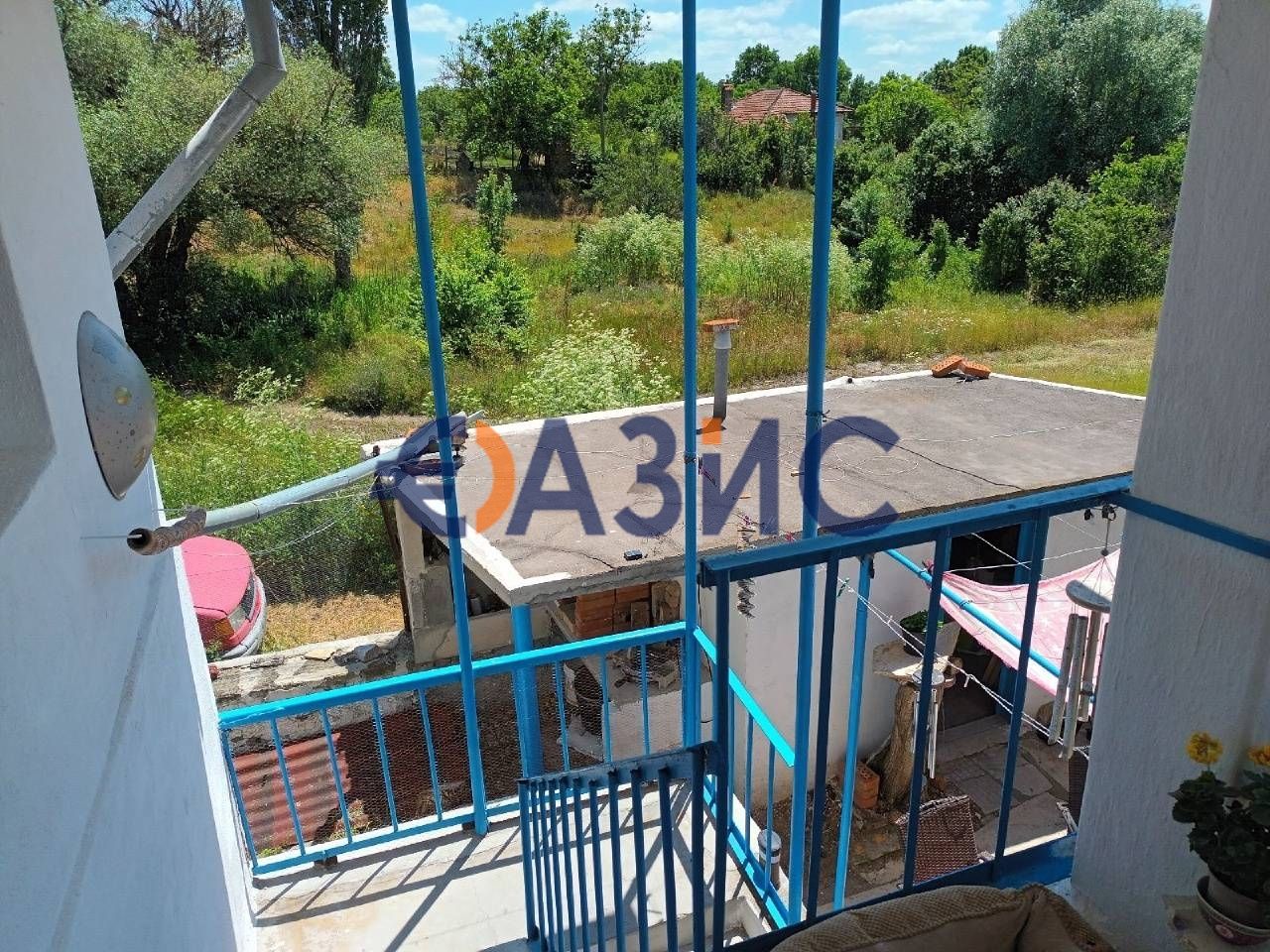 Голяма двуетажна къща в с. Зорница, обл. Бургас, 120 кв. м,