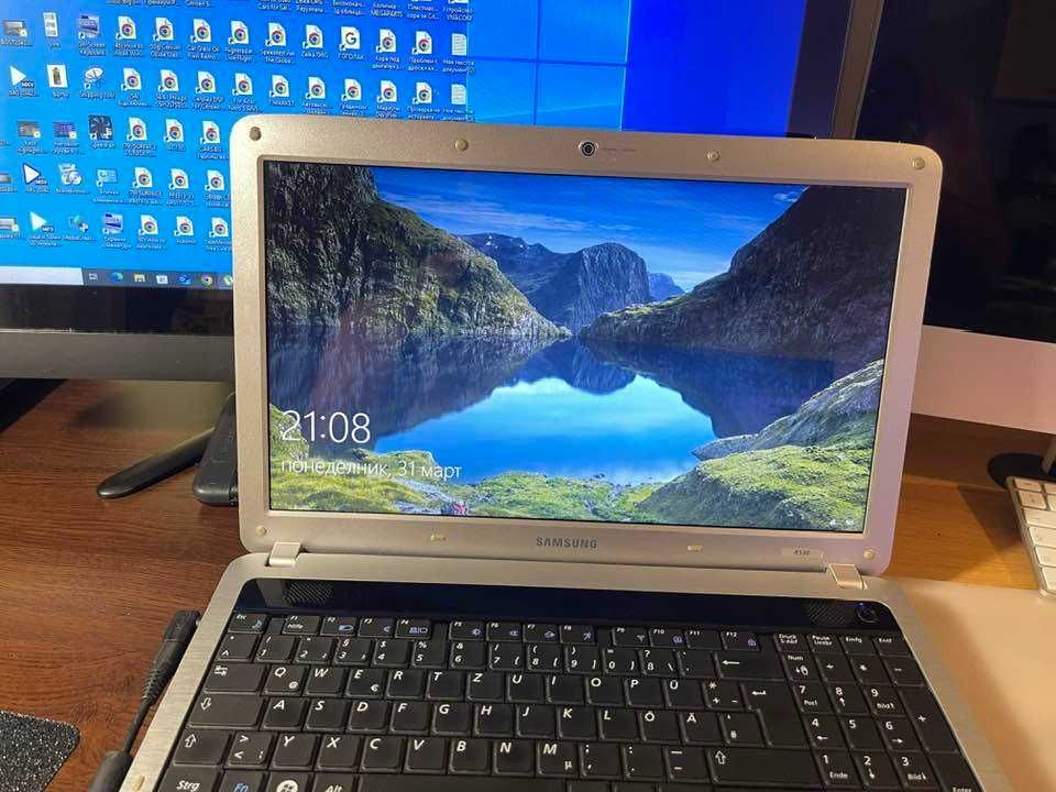 Samsung R530 core i3