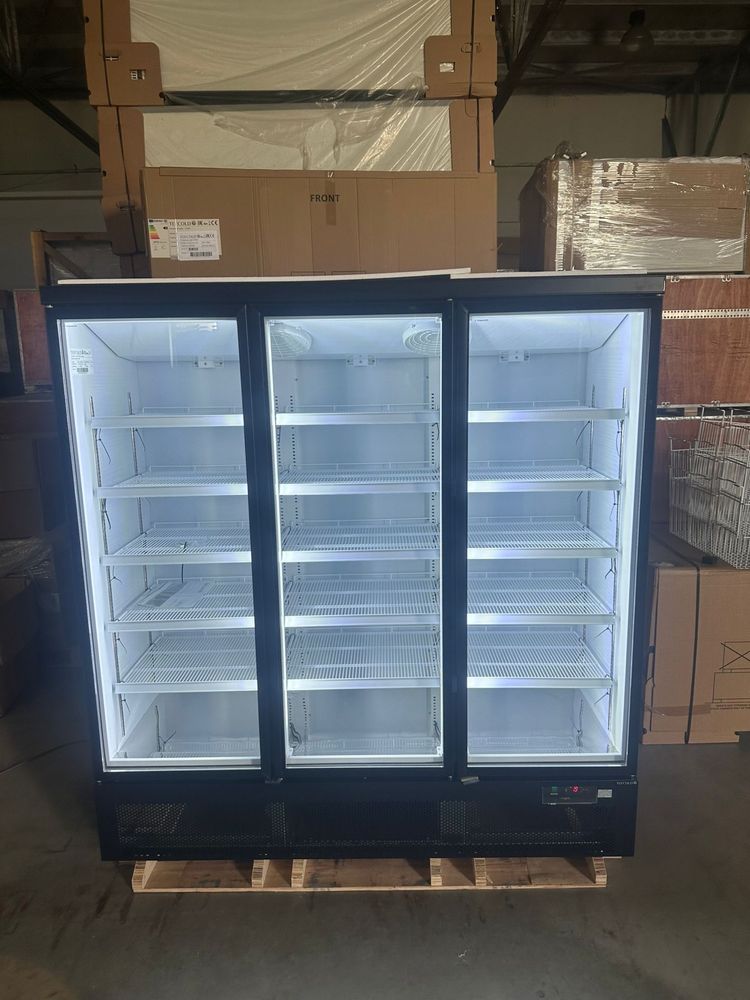 Vitrina verticala refrigerare Tefcold Atomi / 3 Usi / 188 cm / NOU