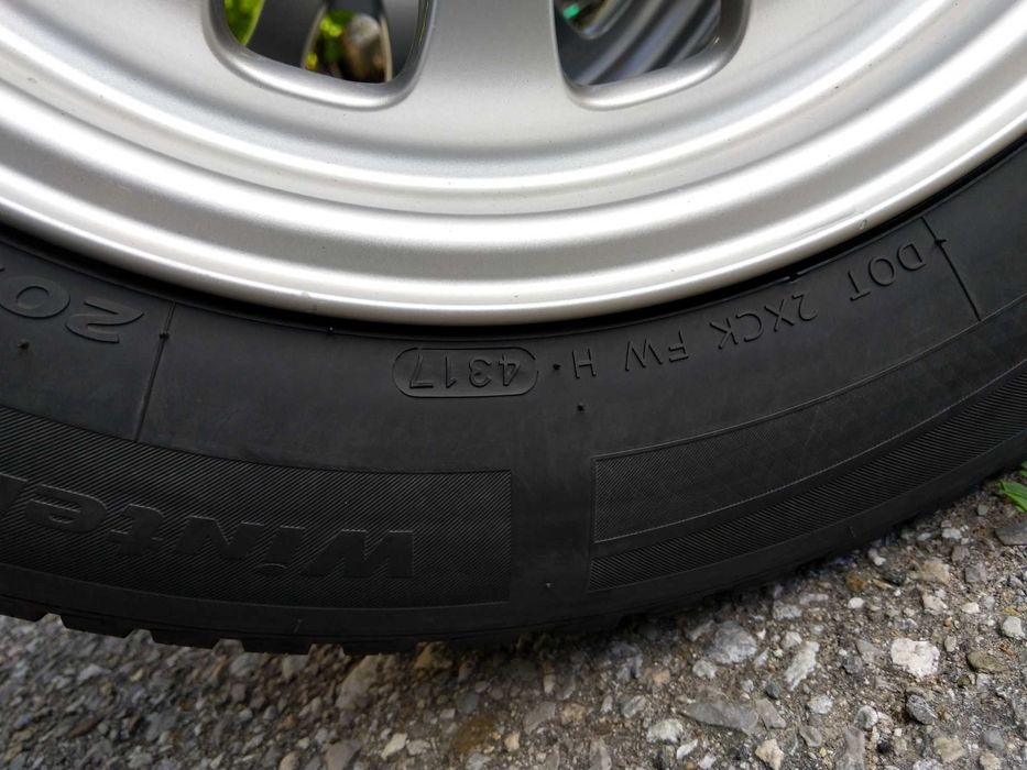 205/65/15 HANKOOK Winter i*cept RS2 зимни - 4 бр