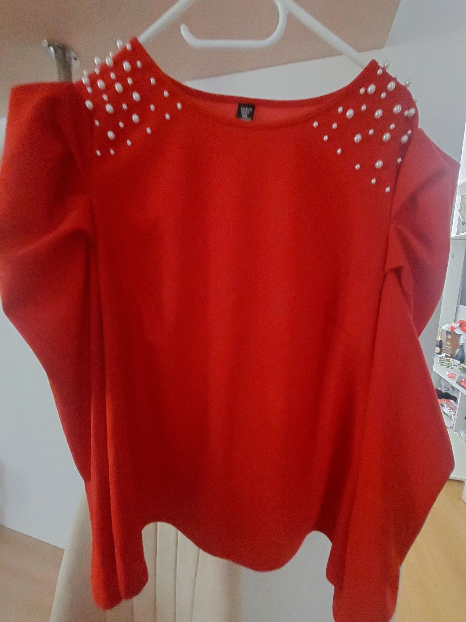 Bluza cu perle Shein 52-54