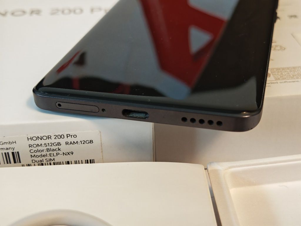 КАТО НОВ 512GB Honor 200 Pro 12GB Гаранция A1 2026 г. Black / Черен