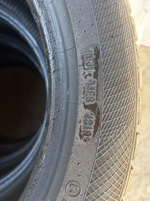 Зимни гуми Continental 245/45 18