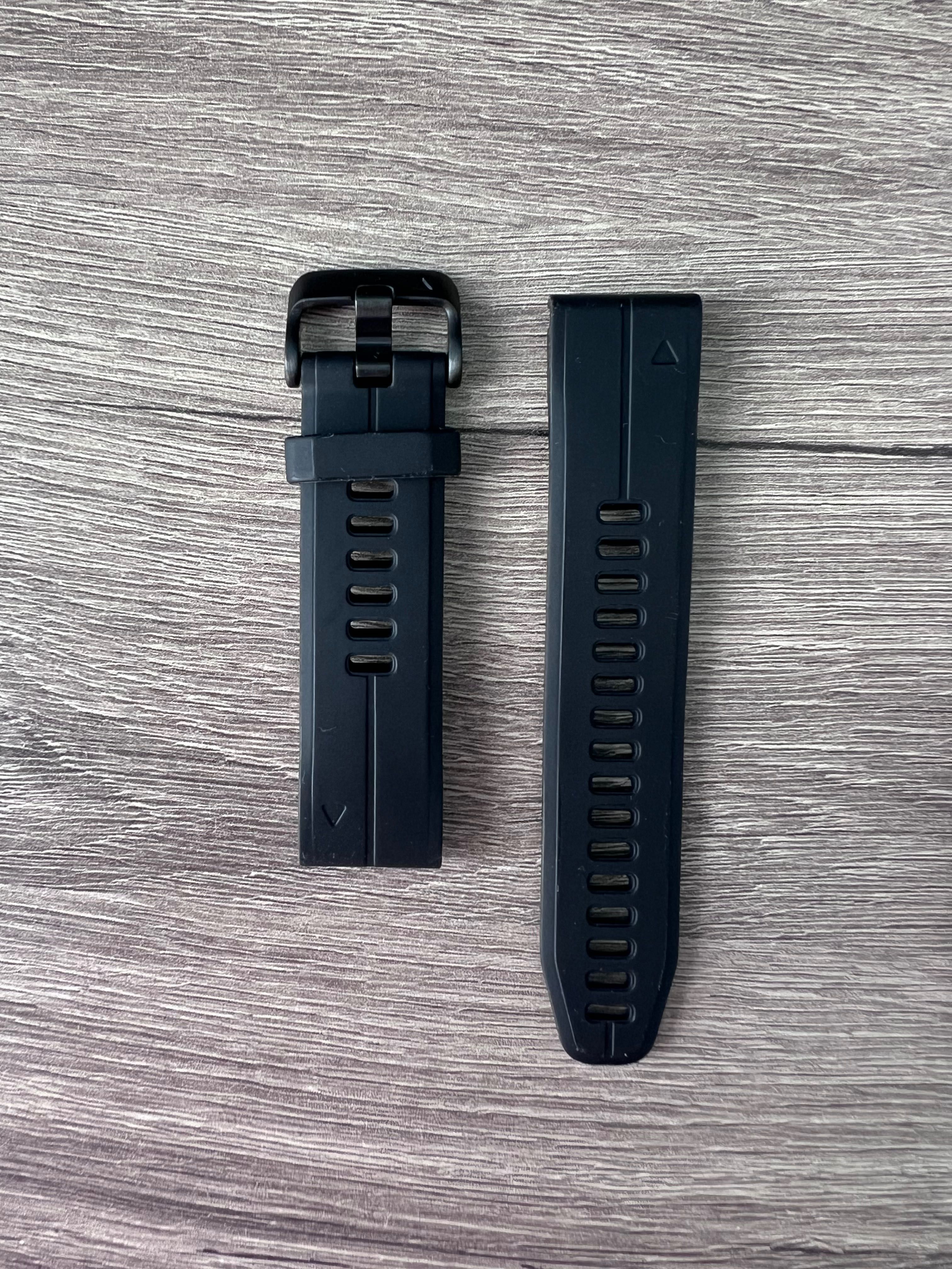 Каишка за смарт часовник Garmin QUICKFIT 20 WATCH BAND
