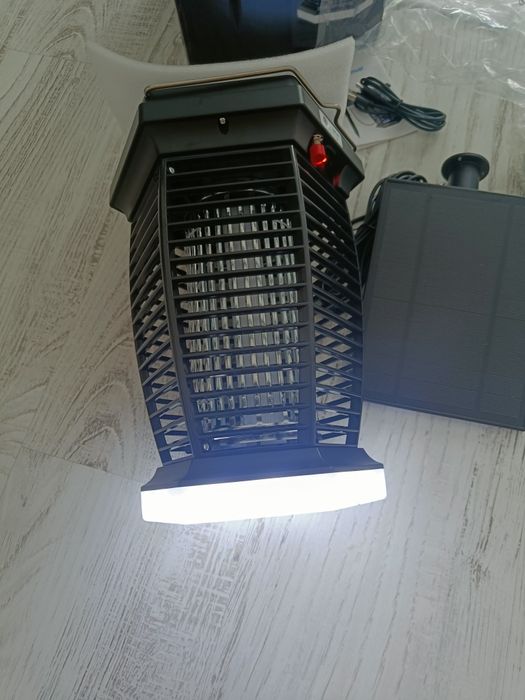 Lampa anti insecte cu panel solar + acumulator