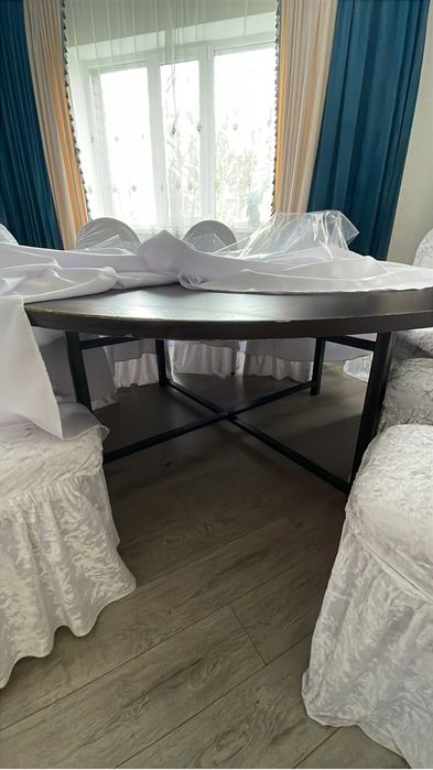 продам стол и стулья