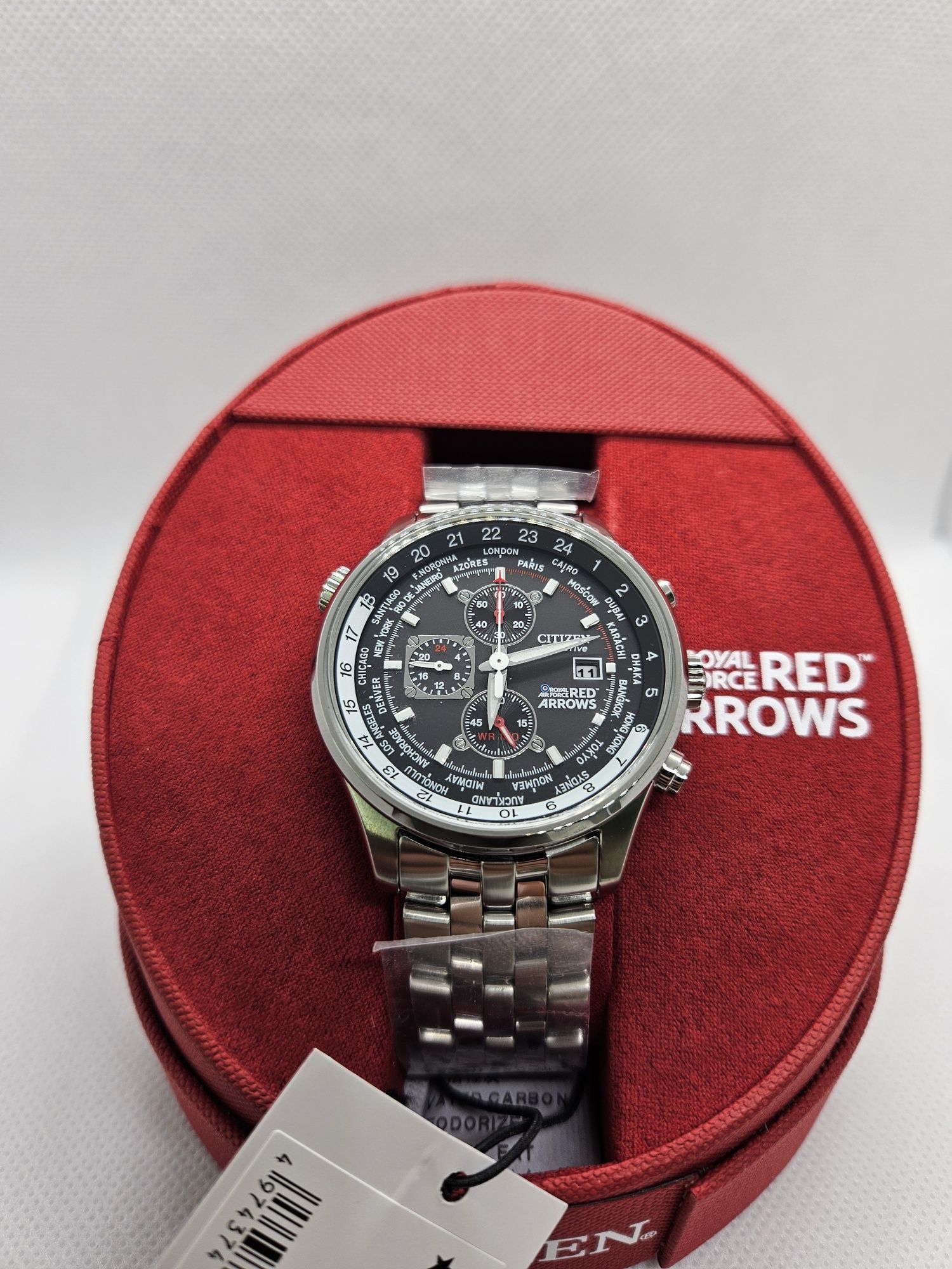 Citizen eco drive red arrow chronograph  CA0080-54E