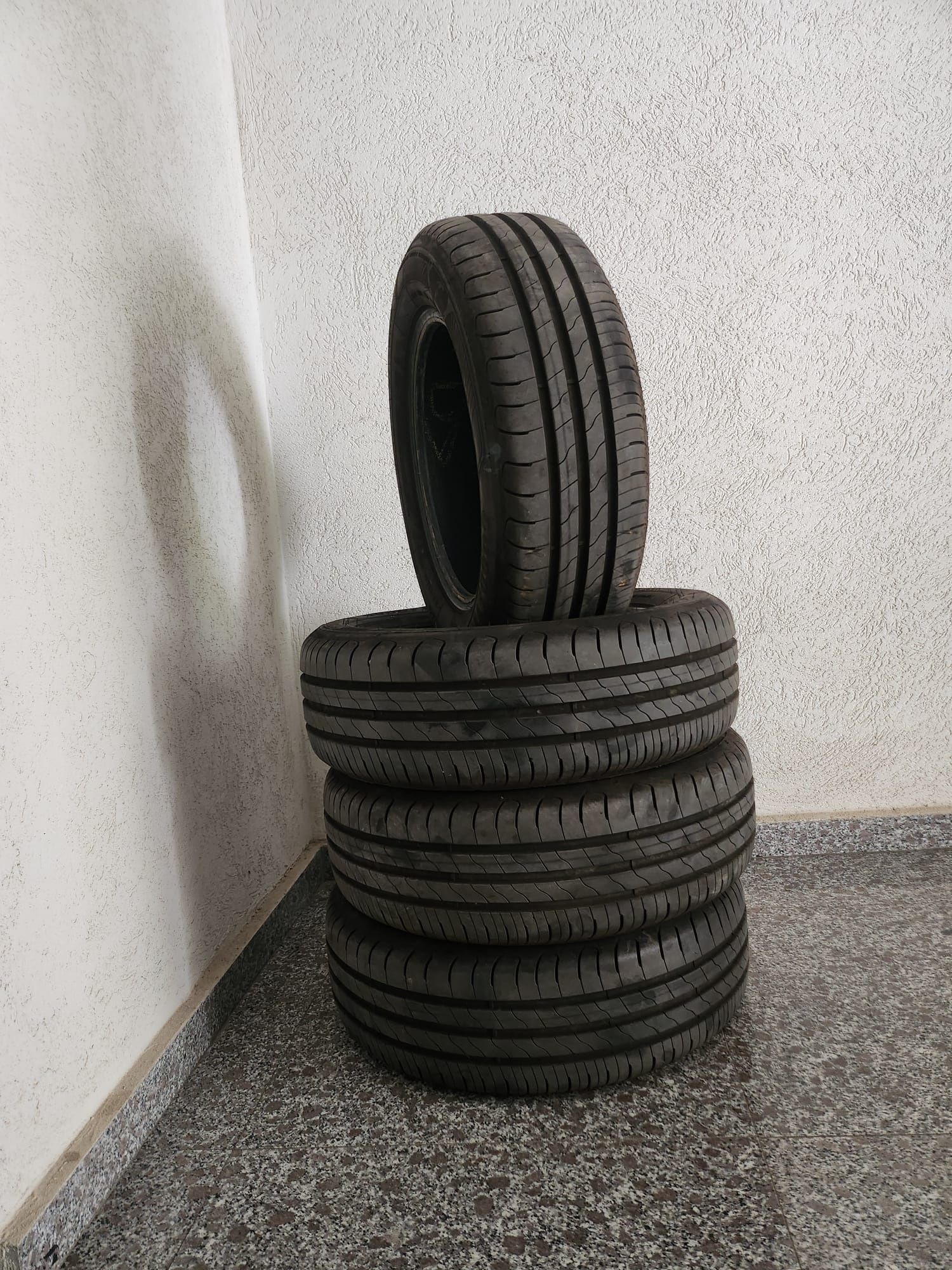 Anvelope Vara Goodyear 195/65R15