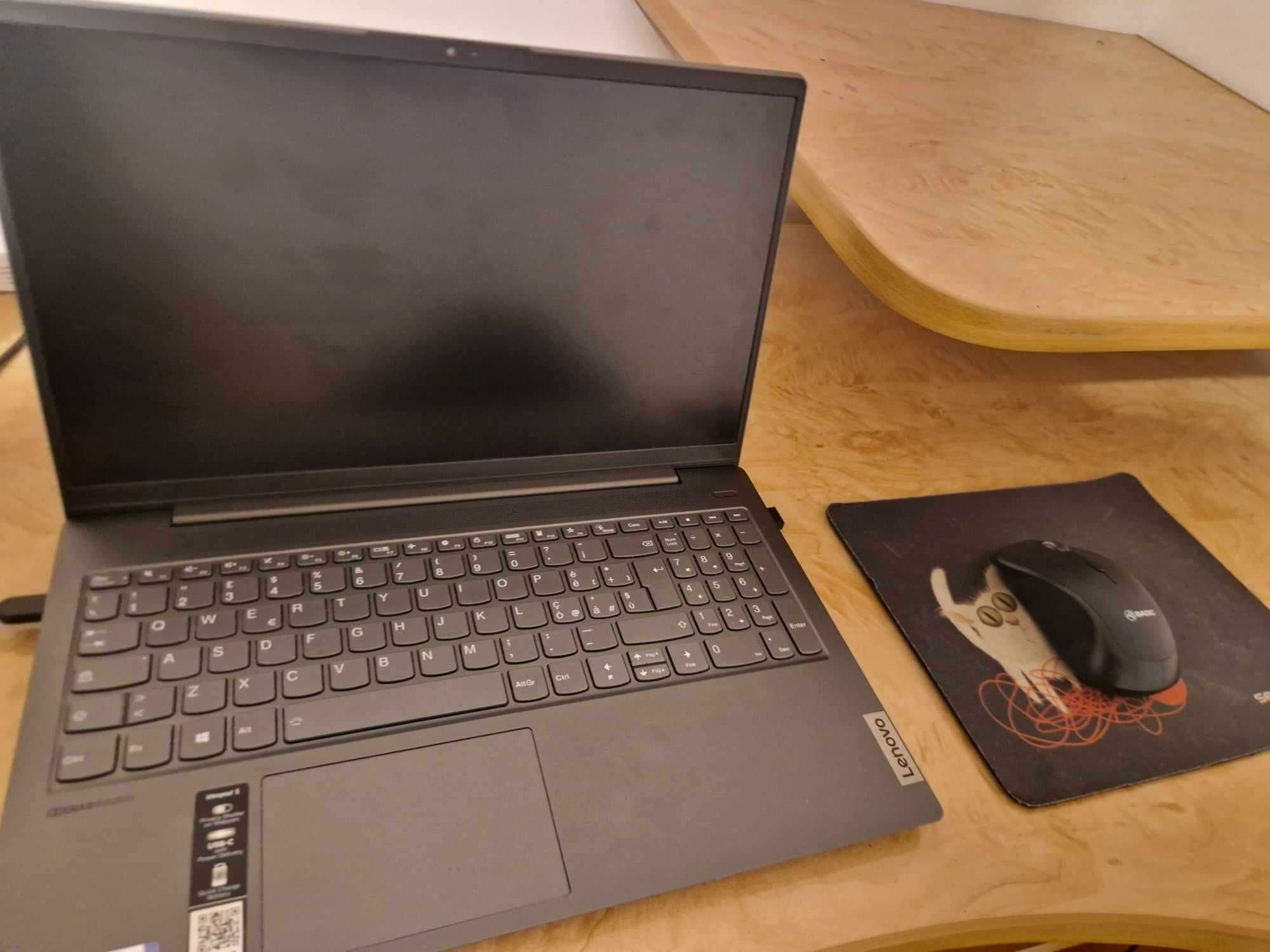 Laptop Lenovo IdeaPad 5 15ITL05