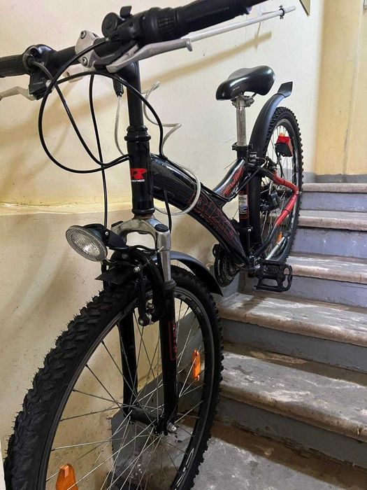 Vând bicicletă model NewBie XS23