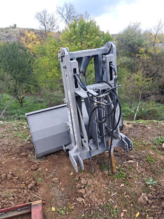 Навесен  товарач