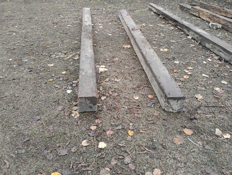 Дървени греди 20х20 см. 4 метра от 1908 година (много добро състояние)