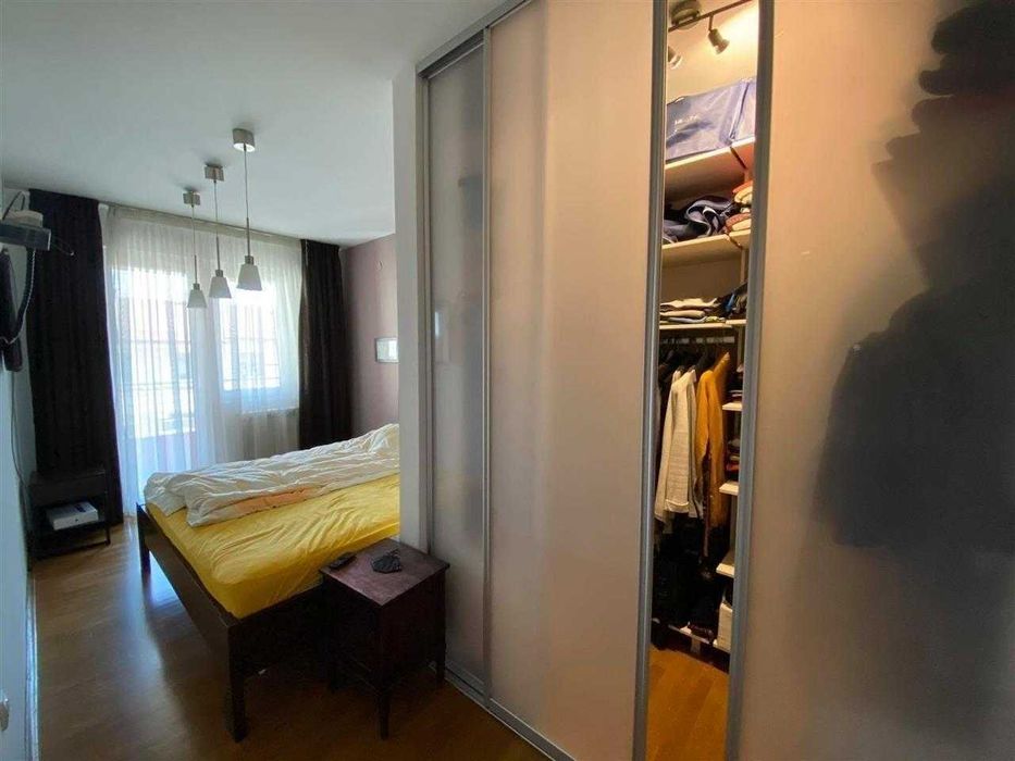 Дава се под наем Двустаен апартамент в Бургас, Изгрев - 54 кв.м за 229.5 € - Снимка #2