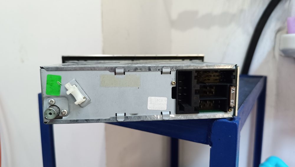 Радиокасетофон за Audi A4 B6