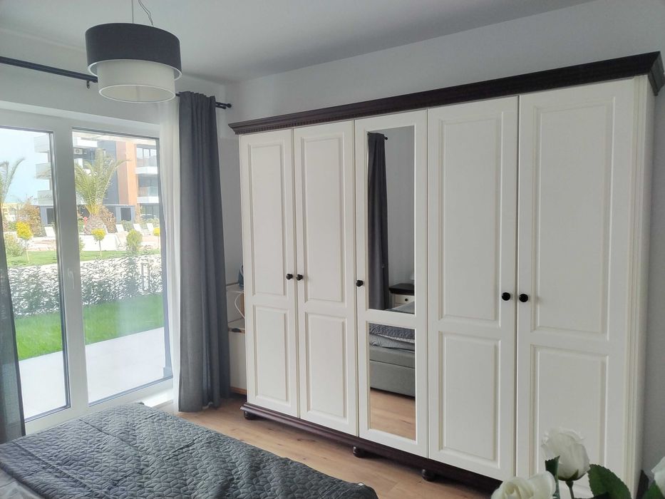 Apartament 2 camere premium curte piscina Astorium Garden