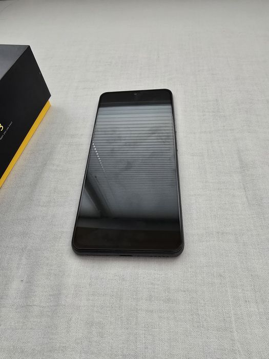 Poco F3 продавам