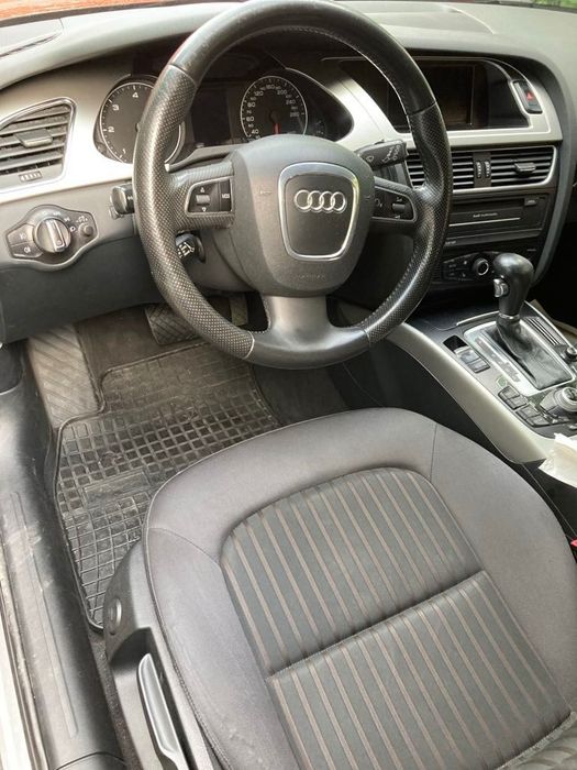Audi A4 an fabricatie 2009