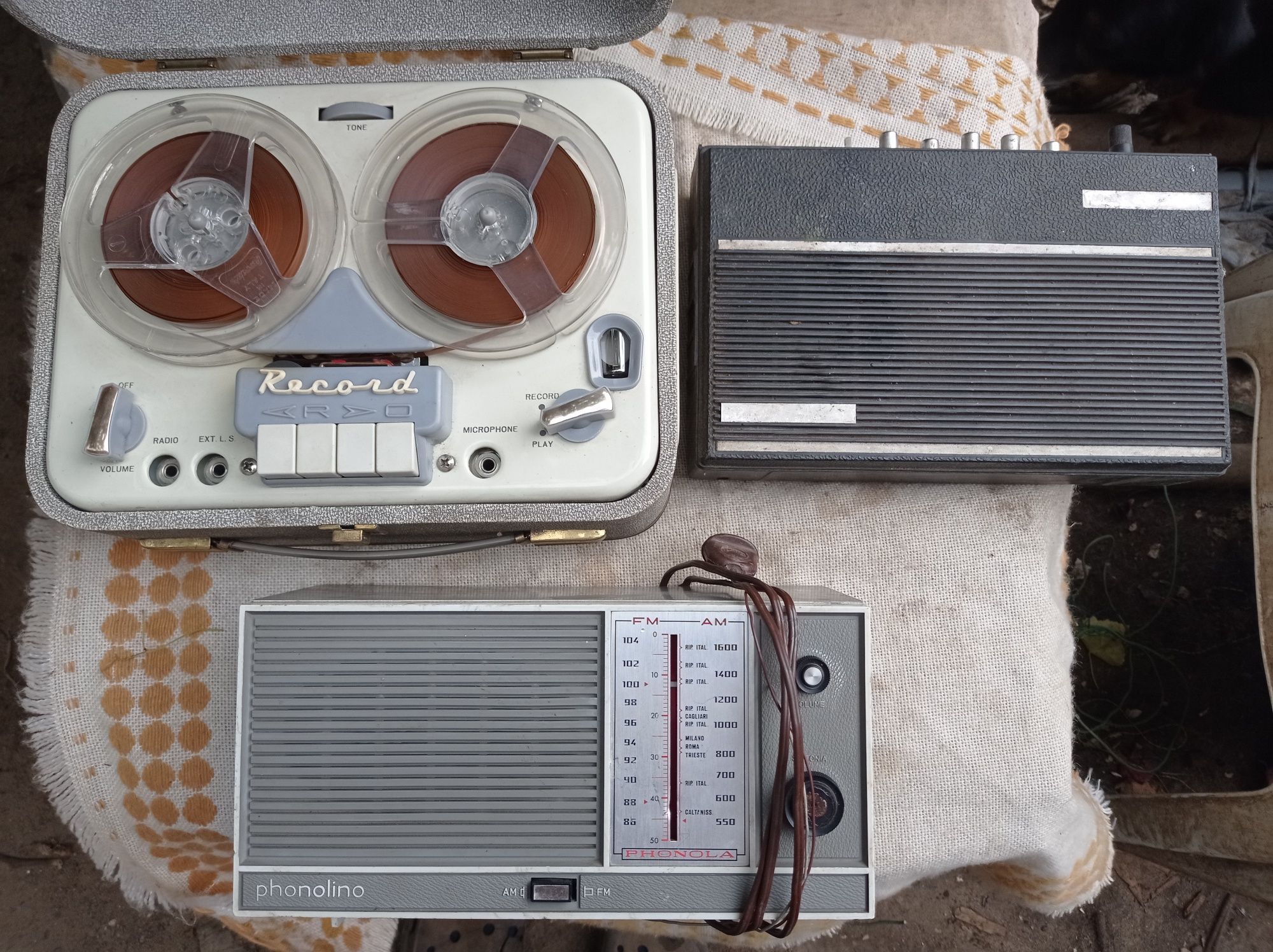 Radio vechi tehnoton și electronica
