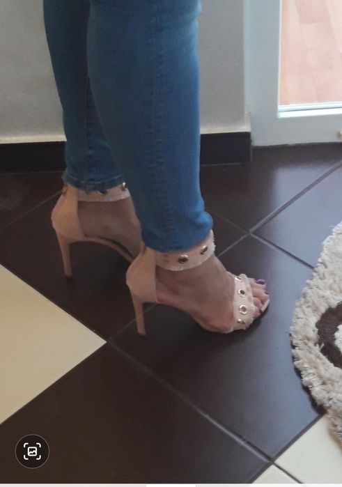 Sandale noi ,culoare roz prăfuit