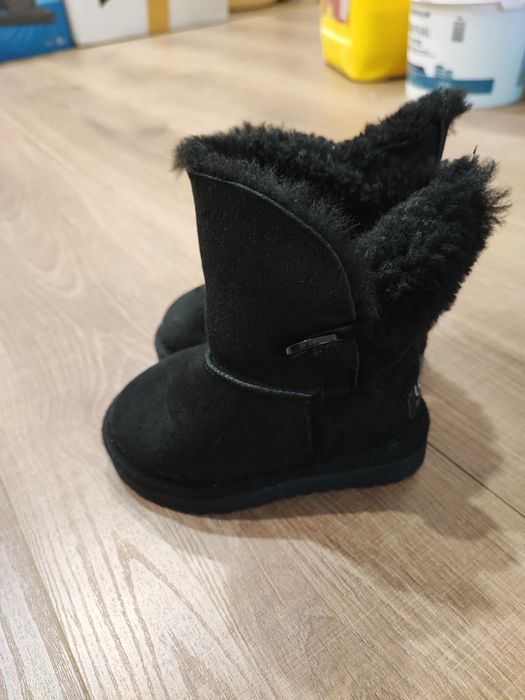 Детские угги  черные