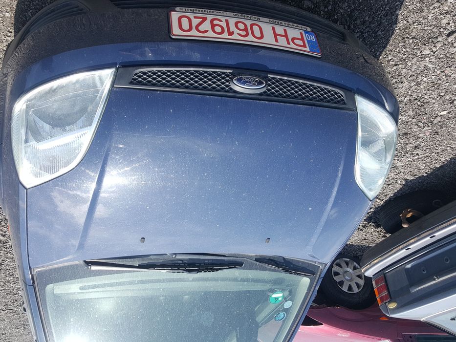 Bara fata,capota,trager,far,radiator,aripa,Ford Fiesta