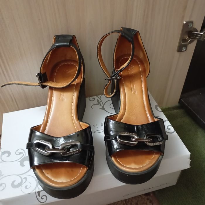 Дамски сандали 35 номер естествена кожа