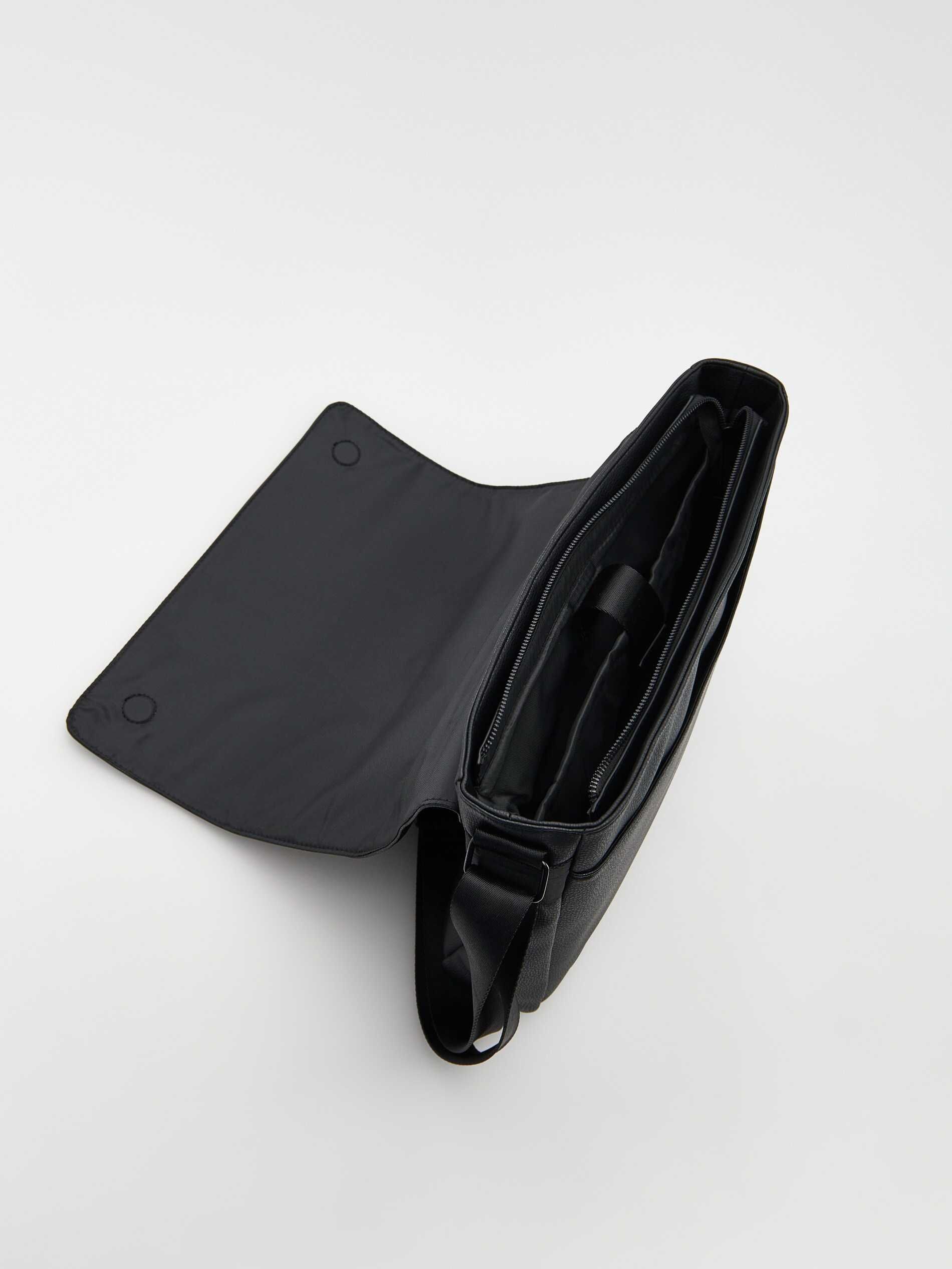 Елегантна черна чанта за лаптоп през рамо