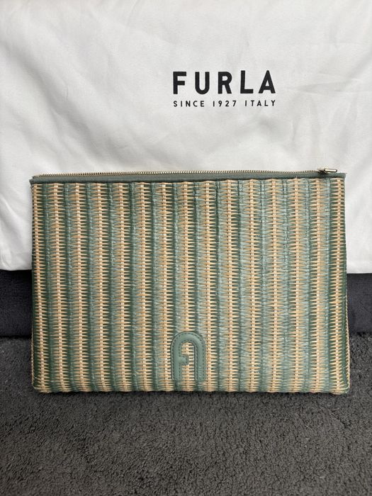 FURLA клъч чанта - Като нова