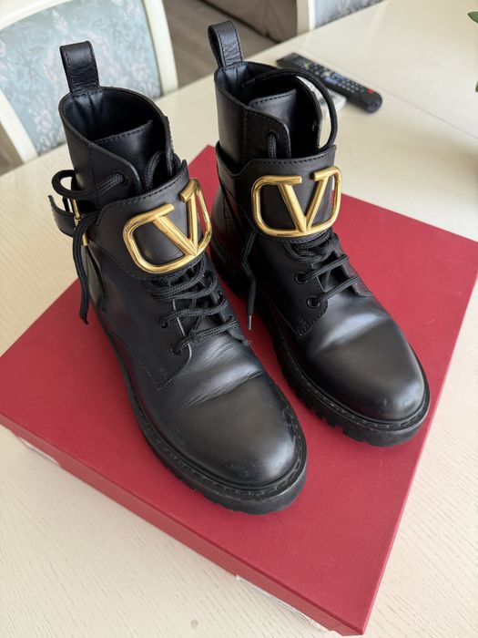 Продам ботинки Valentino