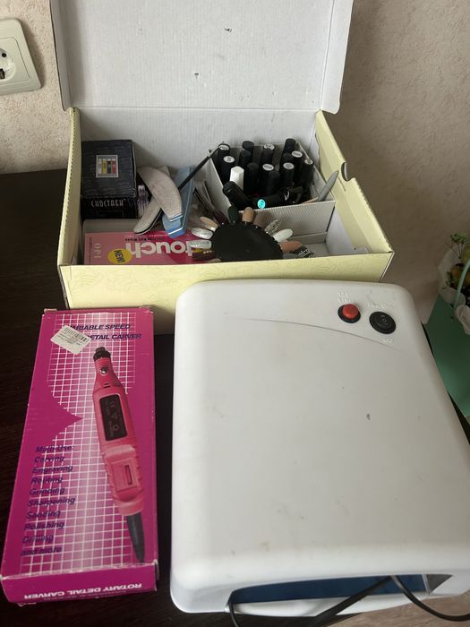 Продам все для маникюра