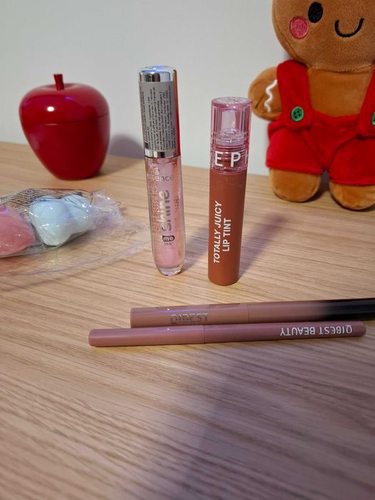 Gloss Sephora,Essence,ruj si creion de buze toate sunt noi