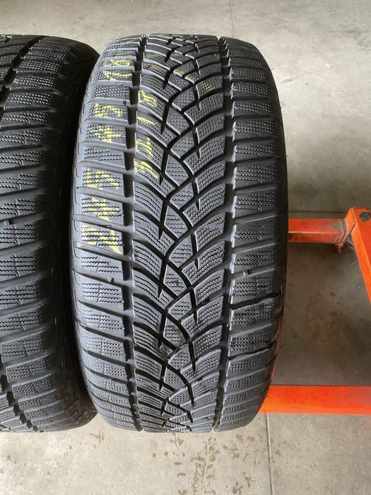 Anvelope iarna 245/45/18 Goodyear Ultra Grip Performance 245 45 18 R18