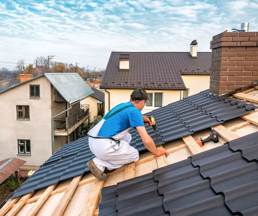 Acoperisuri noi, reparatii acoperisuri, montaj tigla orice tip