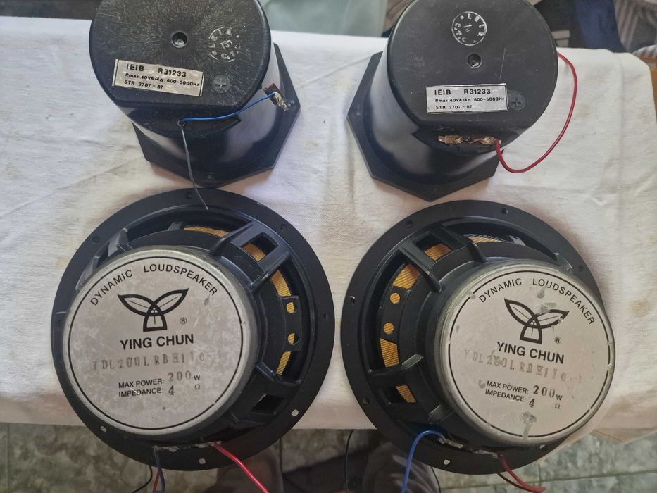 Difuzoare YING CHUNde 200w/4omi