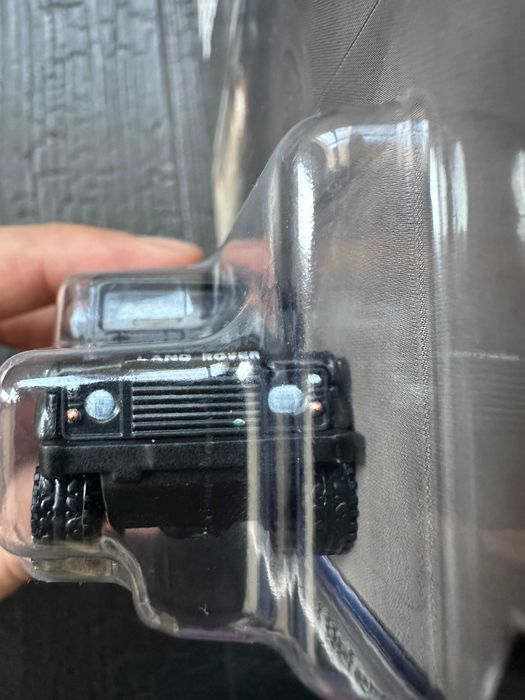 Hot Wheels Premium Fast & Furious Land Rover Defender 110
