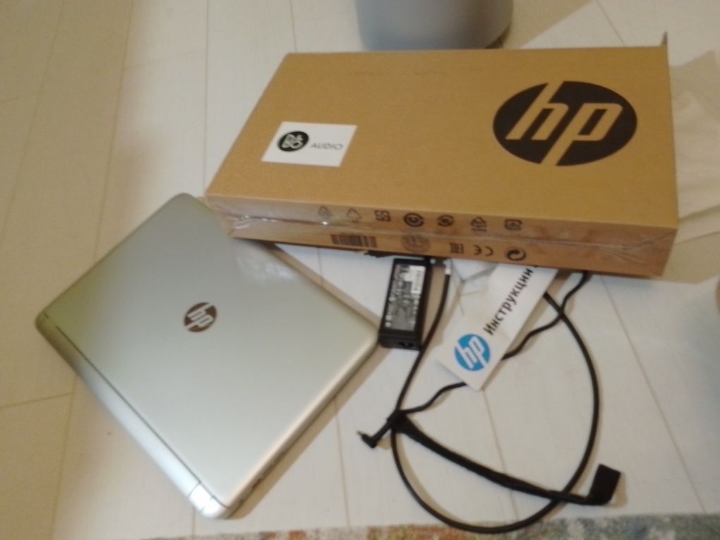 Лаптоп HP Pavilion Notebook 15-ab011nu