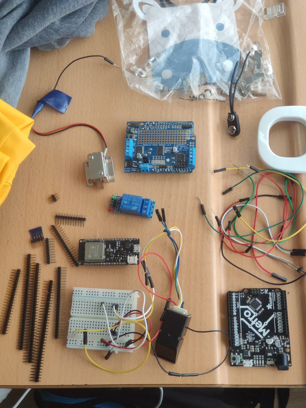 Senzor amprenta, ESP32 compatibil cu Arduino