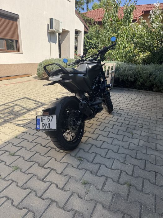 Husqvarna Svartpilen 401 - 2022