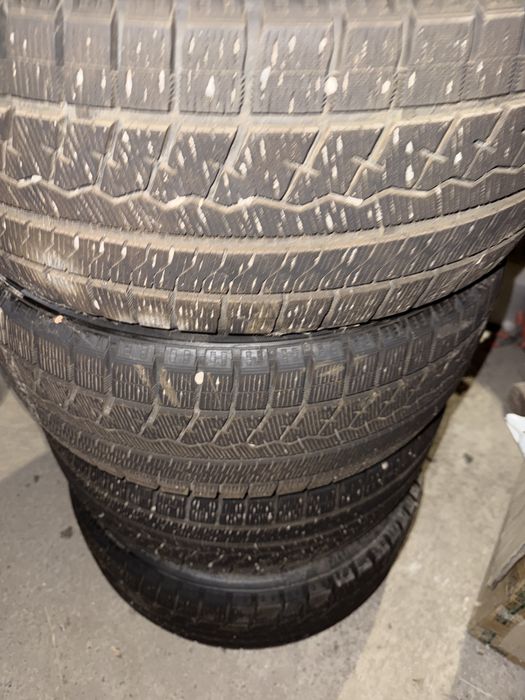 Продам зима резина 225/45/18!