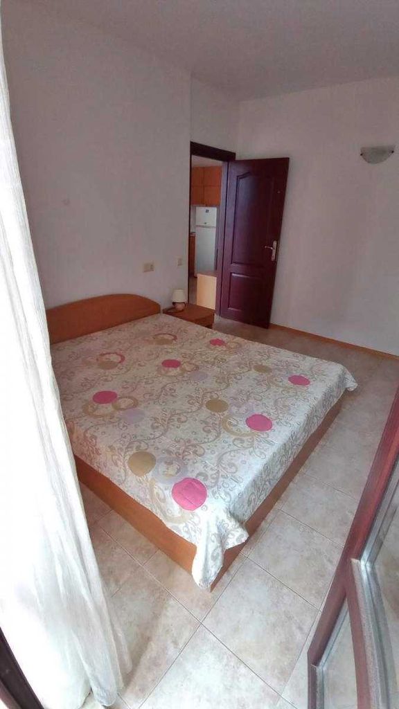 Продава се Тристаен апартамент в к.к. Слънчев бряг - 94 кв.м за 937 €/кв.м - Снимка #3