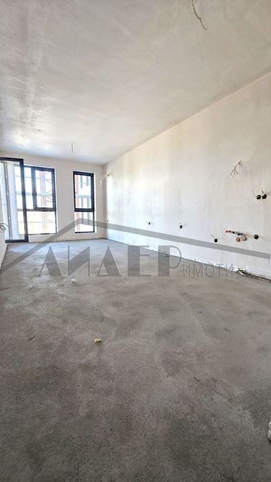 Нов 2-стаен в кв. Смирненски