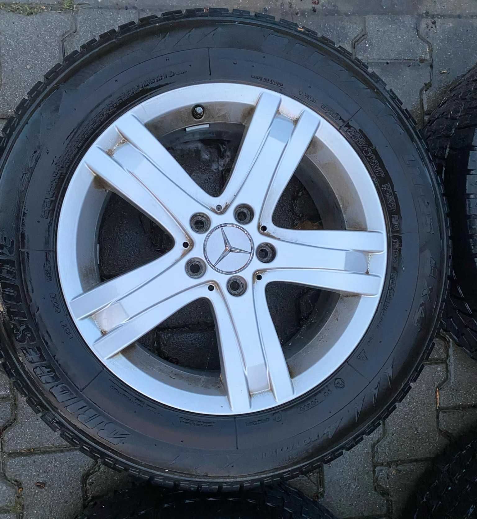 Джанти със зимни гуми Mercedes 5x112 17'