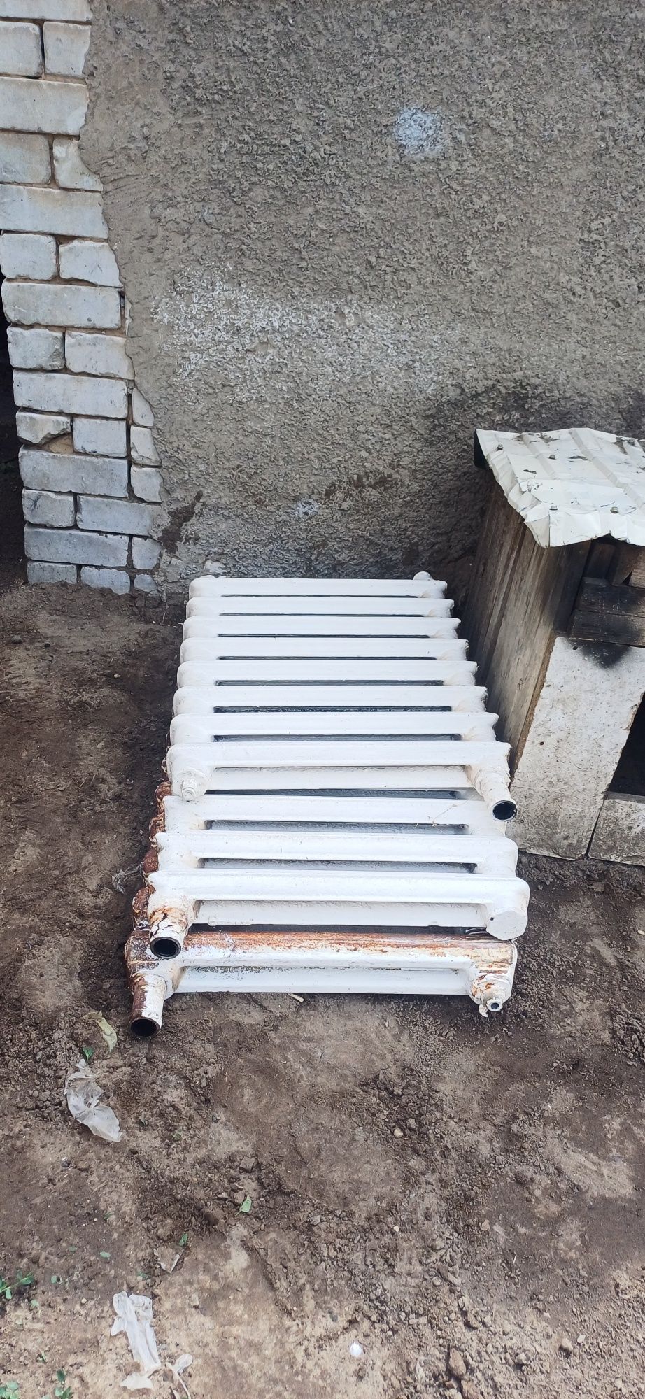 Продам чугунные батареи 1500 тенге и трубы