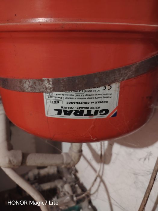 Котел на дърва много малко използван