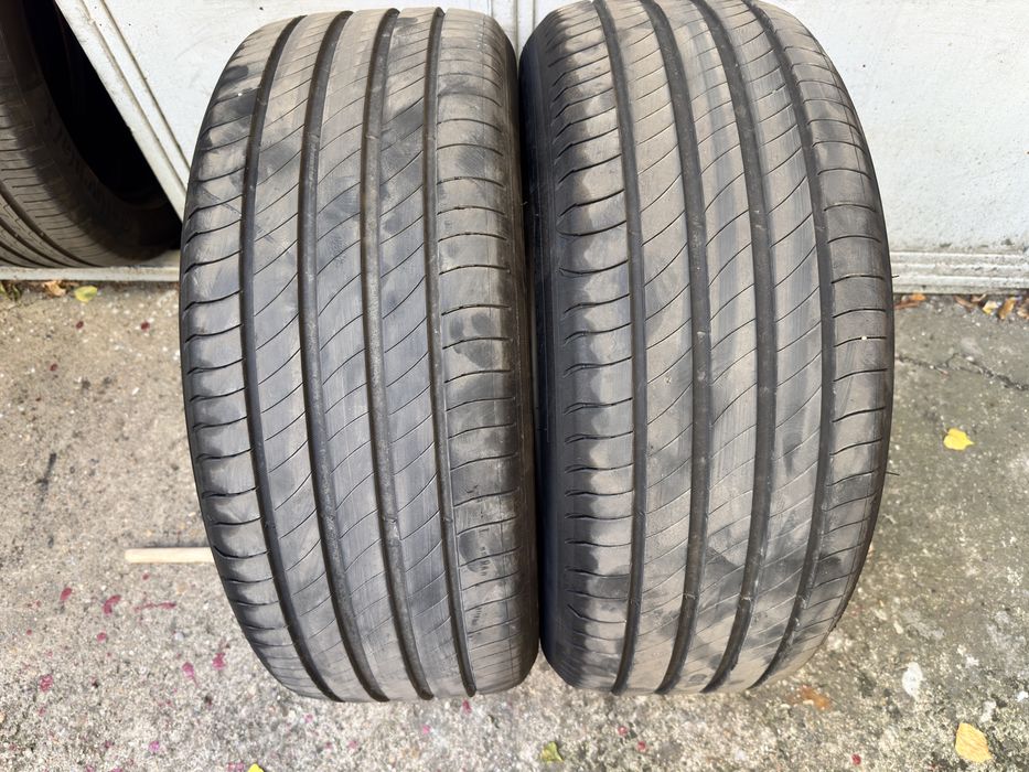 Set 2 anvelope Michelin 235 50 19 vara an 2021 si 2023 ca noi