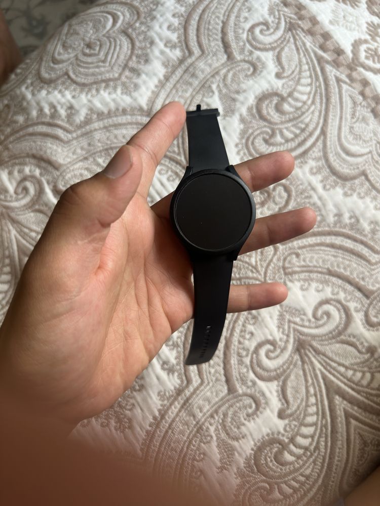 Часы Samsung Watch