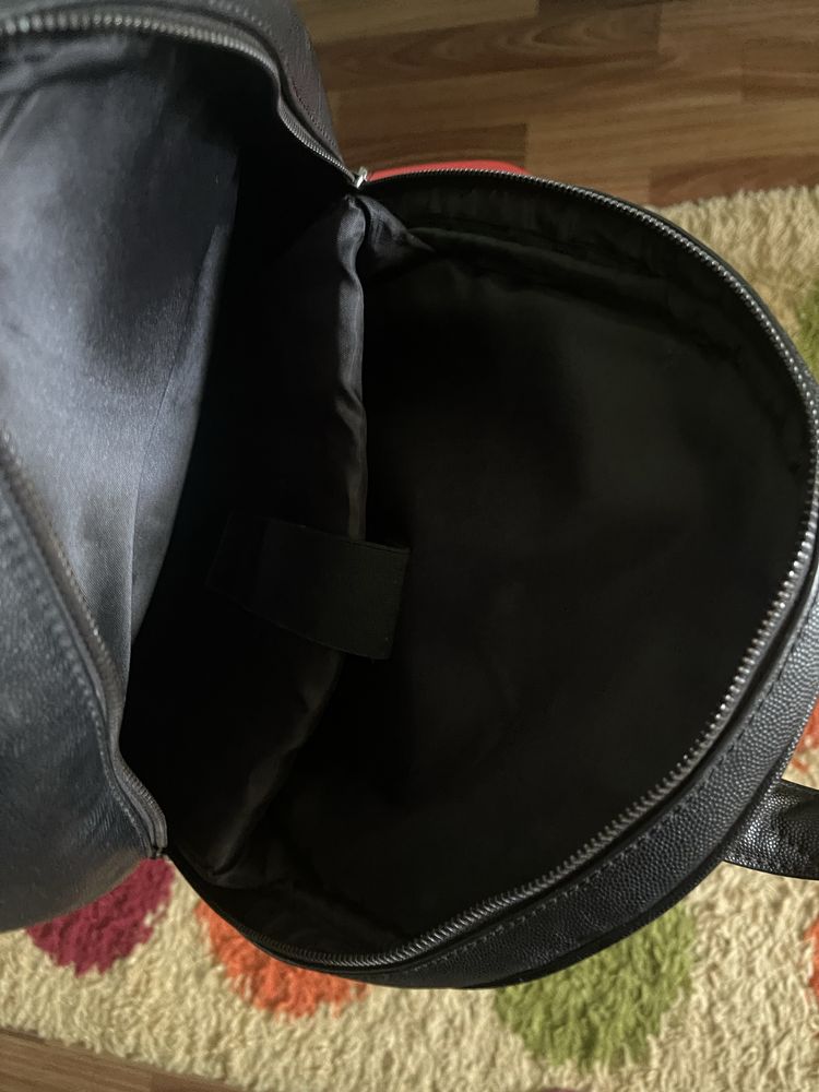Продам рюкзак Zara