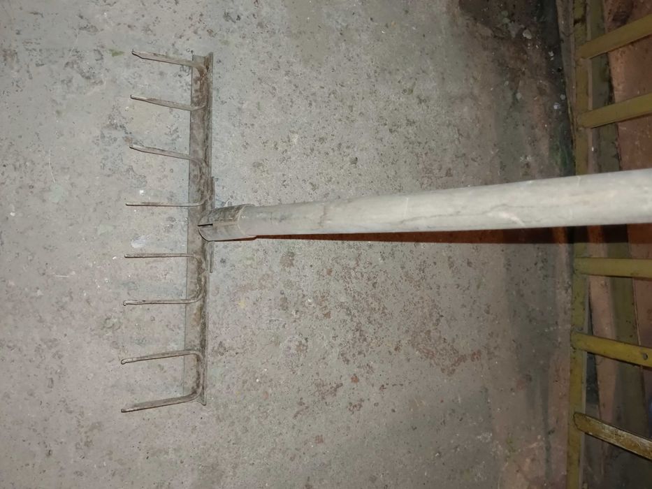 Продаю кетмени, совковые лопаты, грабли