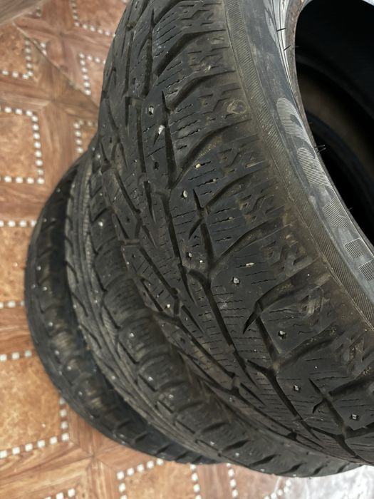 Зимние покрышки R15/ 205/65