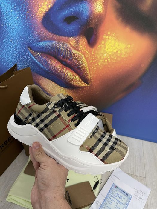 Adidasi Burberry piele naturala Full Box colectie noua